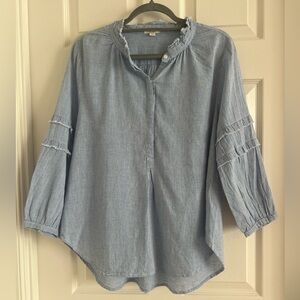 Dylan Tunic With Fray Ruffles. Hi/Lo. EUC. Size XS. Cotton/Linen blend.